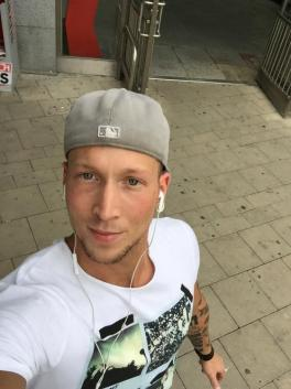 Christopher  (Rakousko, Wien - 26 let)