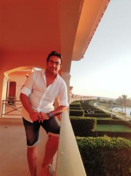 Walid (Egypt , Cairo - 42 let)