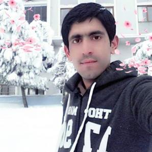 Mujahid khan (Pákistán , Peshawar  - 23 let)