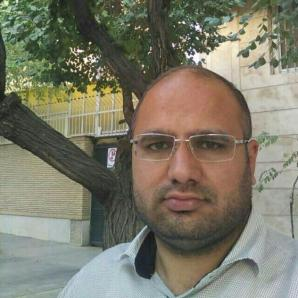 Ahmad (Írán , Tehran - 31 let)