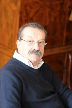 Ron (Lucembursko, Luxembourg - 69 let)