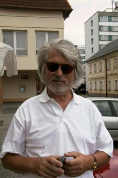 John (Česká republika, Liberec - 54 let)