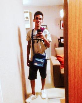 Dassel (Filipíny , Marilao  - 21 let)