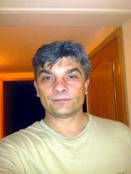 Artur (Polsko, Gliwice - 54 let)