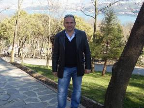 Alberto (Turecko, istanbul - 44 let)