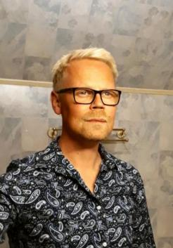 Kenneth (Švédsko, Växjö - 44 let)